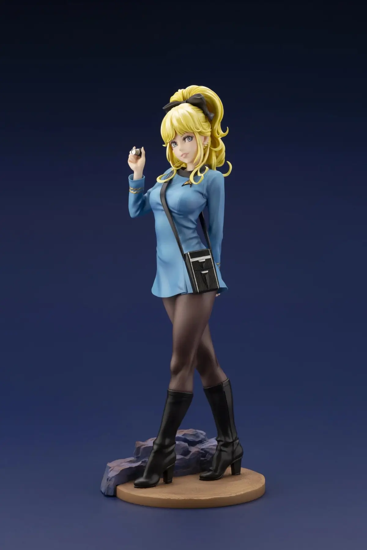 Kotobukiya Bishoujo Star Trek Medical Officer Limited Edition Statue Figure Sv356 1
