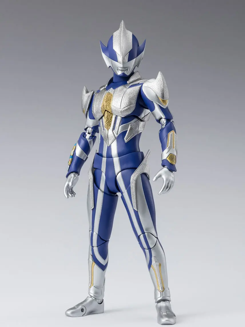 S.H. Figuarts Ultraman Mebius Hunter Knight Tsurugi Exclusive Action Figure 1