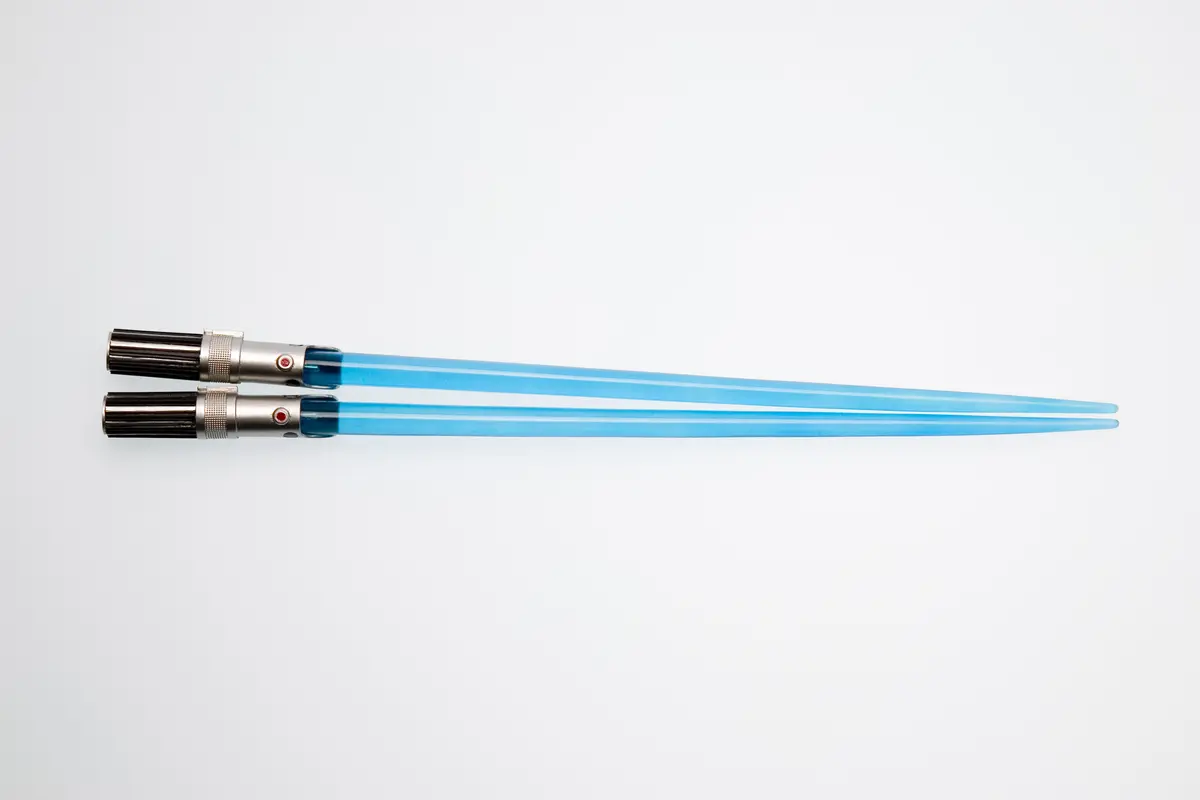 Star Wars Lightsaber Chopsticks Luke Skywalker Gz982 1
