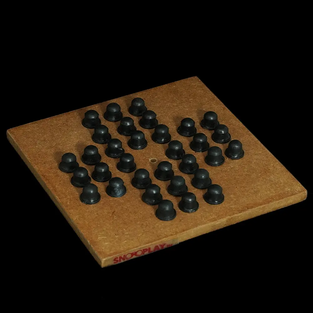 Braille Brainvita Wooden Board Game (Hand Painted) 1