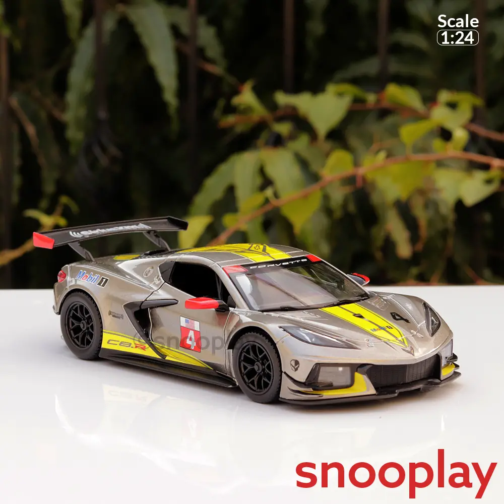 Bburago Original 2020 Chevrolet Corvette C8.R Licensed Diecast Car | 1:24 Scale Model (14 Years Till Grown Ups) 1