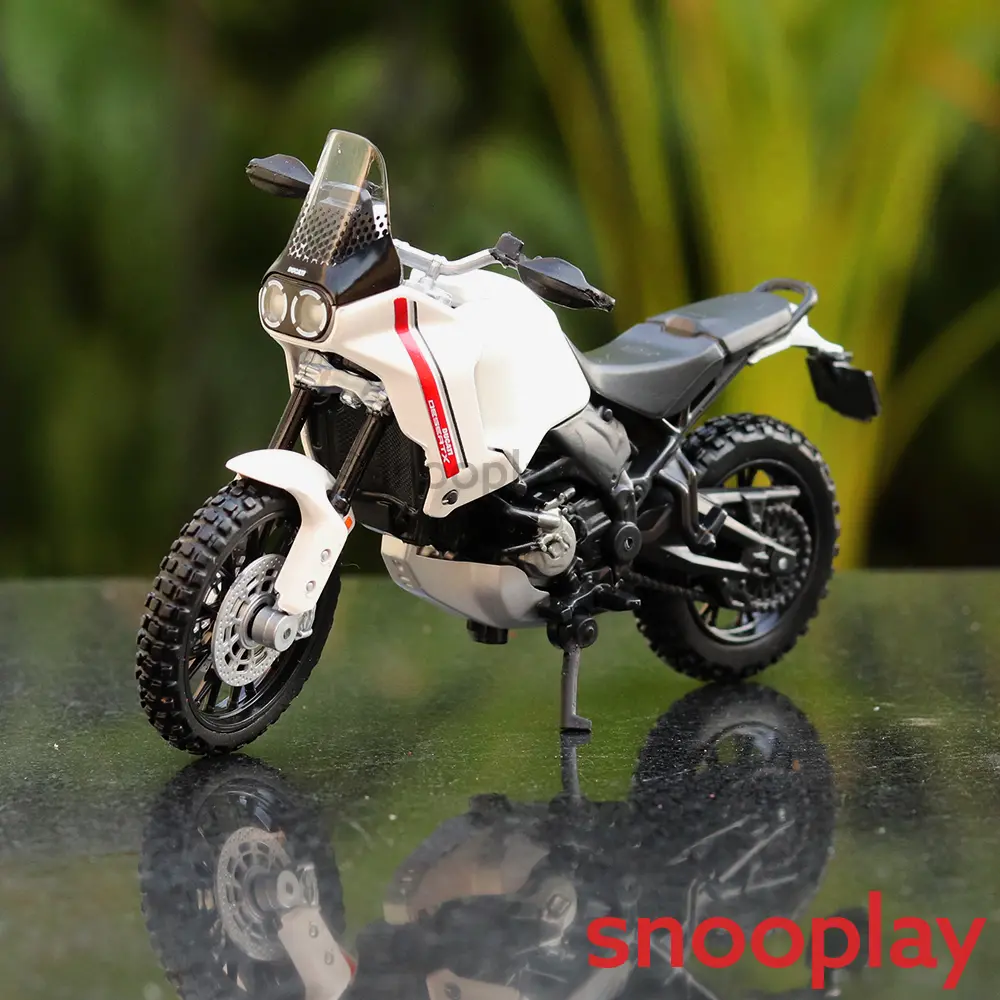 Maisto Original Licensed Ducati Desertx Diecast Bike | 1:18 Scale (14 Years Till Grown Ups) 1