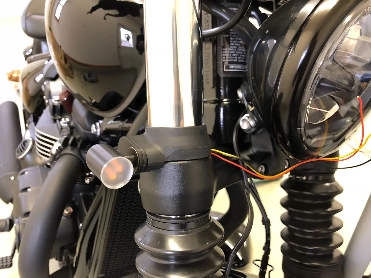 Rizoma Fr217b Turn Signal Adapters - 2016+ Triumph Classics 2