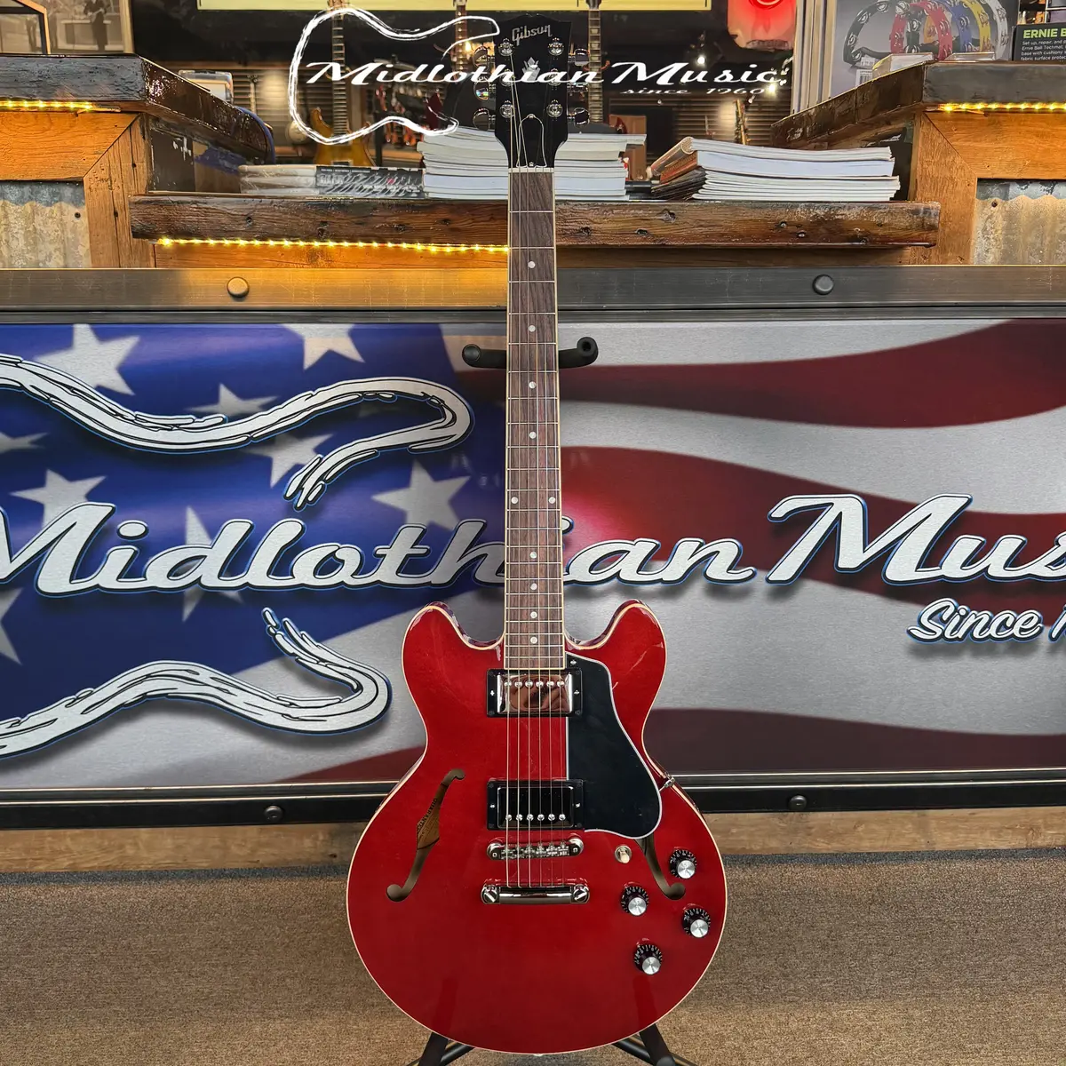 Gibson - 2024 - Es-339 Semi-Hollowbody Electric Guitar - Cherry Gloss Finish W/Case - Like New! Used 1