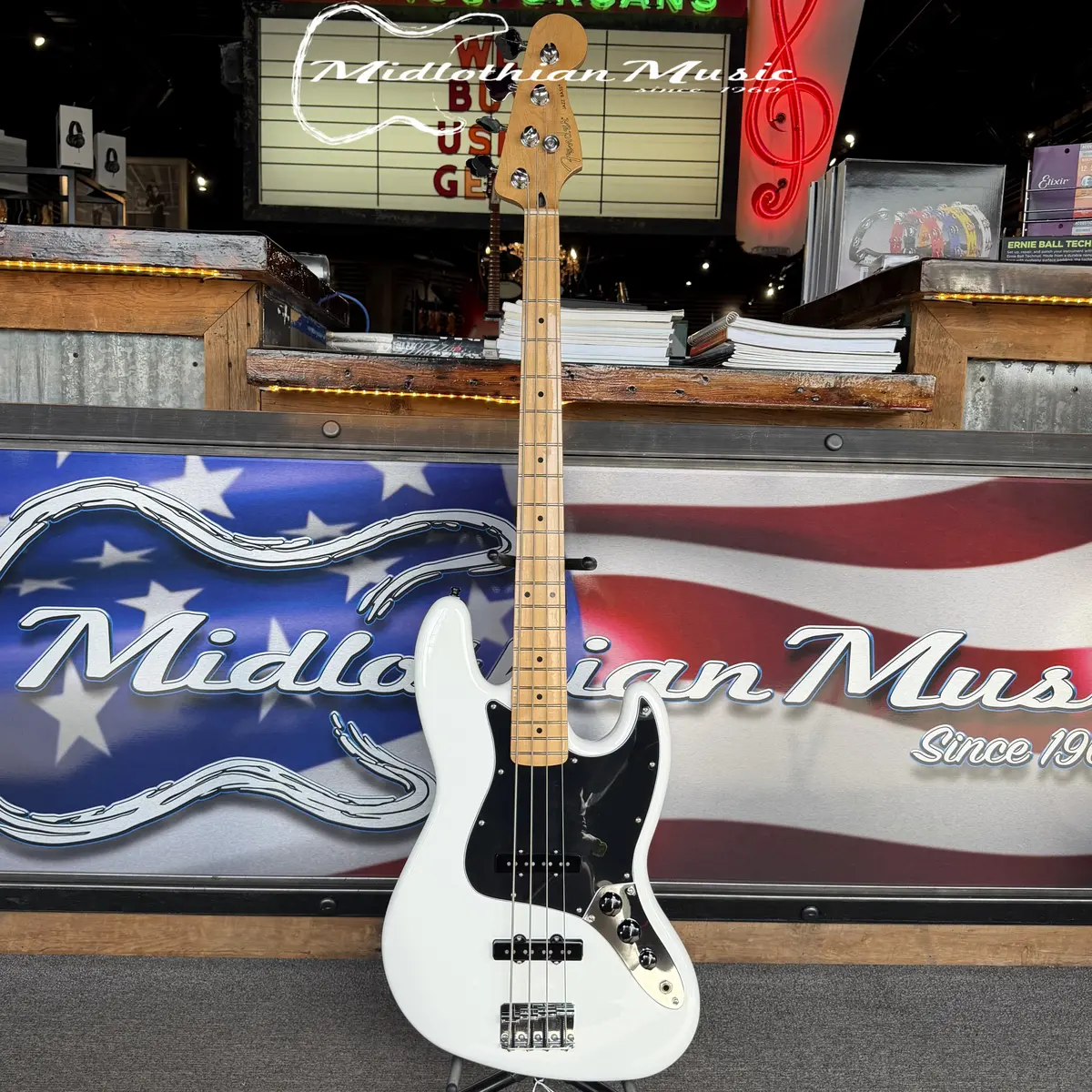 Fender 2024 Mim - 4-String Player Jazz Bass - White Gloss Finish Used 1