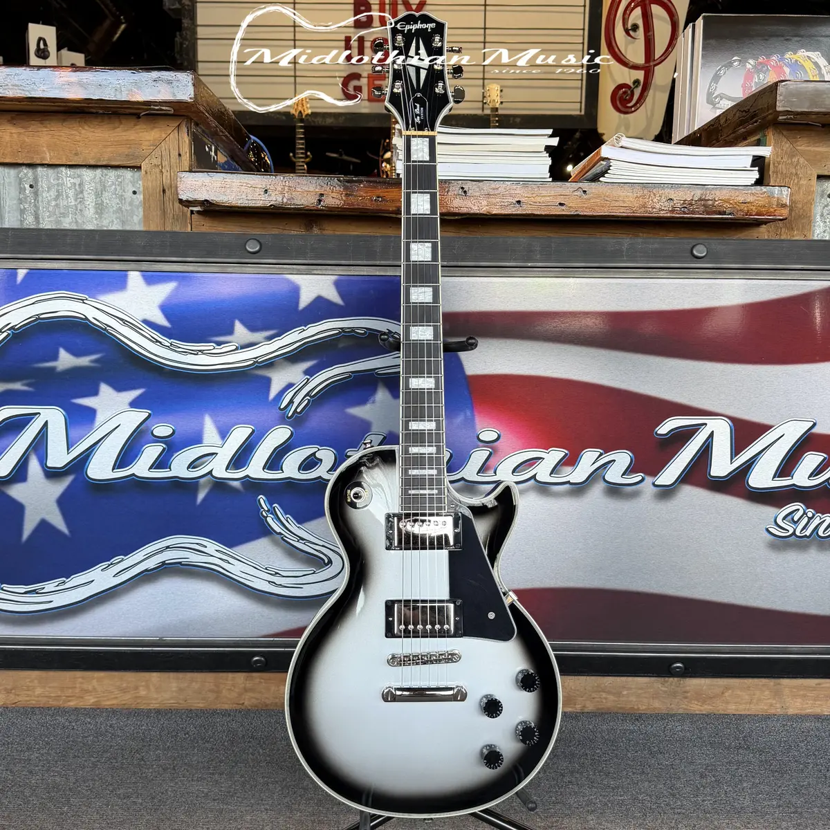 Epiphone - Les Paul Custom - Limited-Edition Electric Guitar - Silver Burst Gloss Finish Used 1