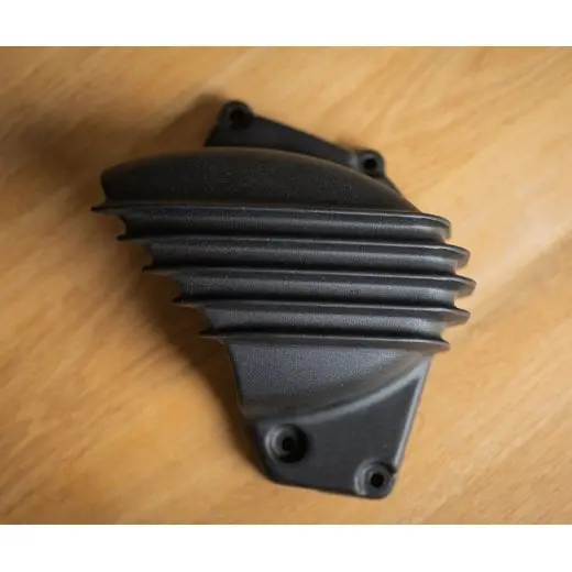 Motone Streamliner Sprocket Cover - Wrinkle Black 2