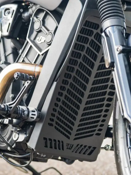 Wunderkind Radiator Covers - Indian Scout Bobber 2
