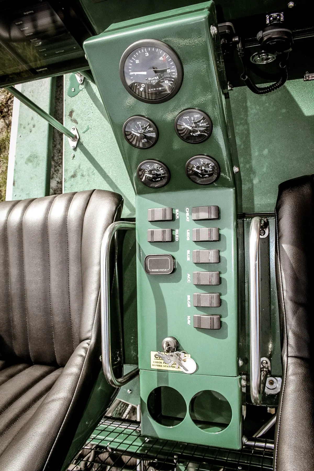 Center Instrument Panel 1