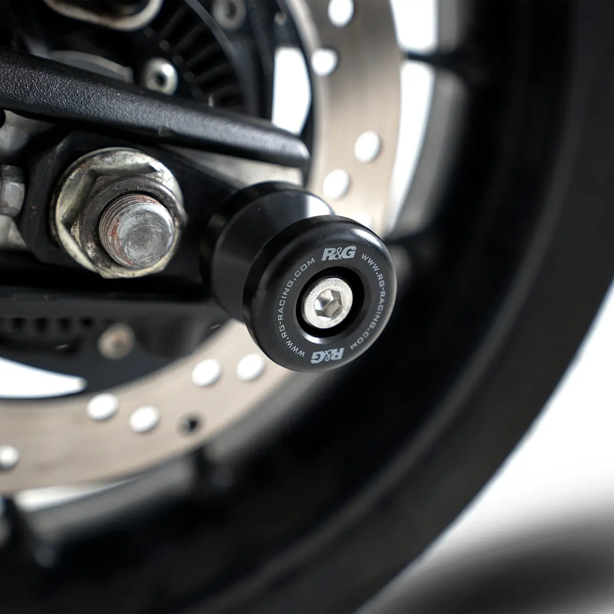 R&G Racing Bobbins / Spools - Triumph Scrambler 400 X / Speed 400 1