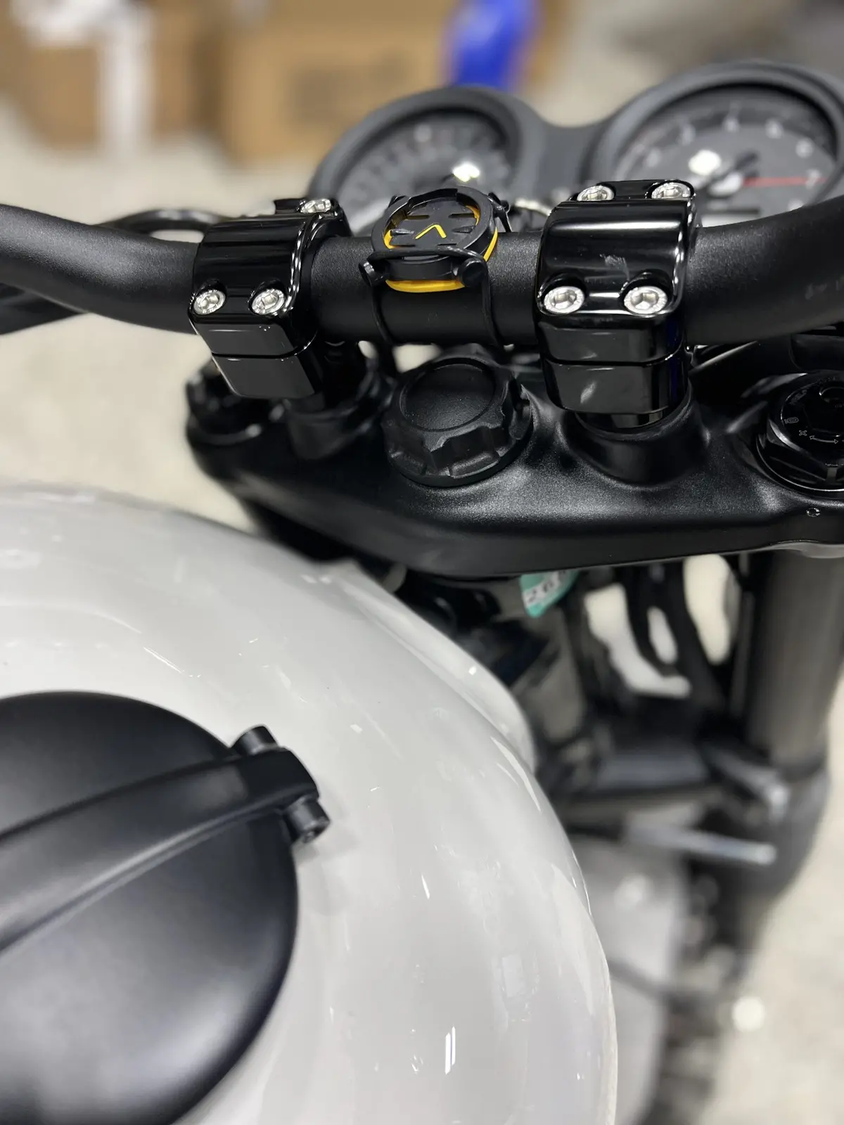 Motone "The Godfather" Top Yoke / Steering Stem Nut - Black - 2016+ Triumph Twins 2
