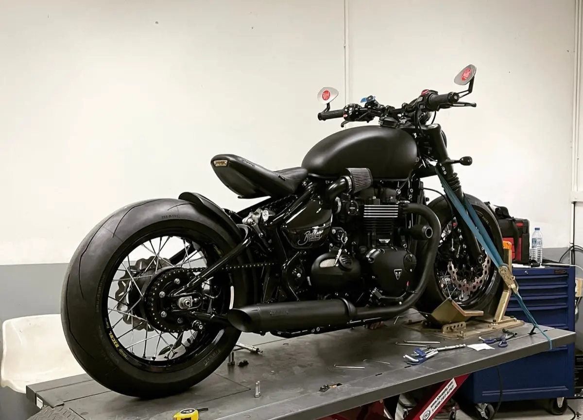 Bella Garage Short Rear Fender - Matte Black 2
