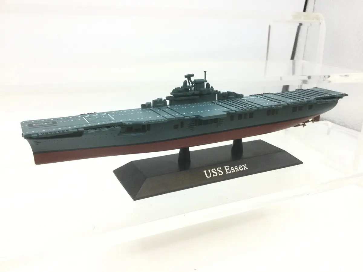 Atlas Editions 1:350 Scale Diecast Aircraft Carrier Uss Essex 1