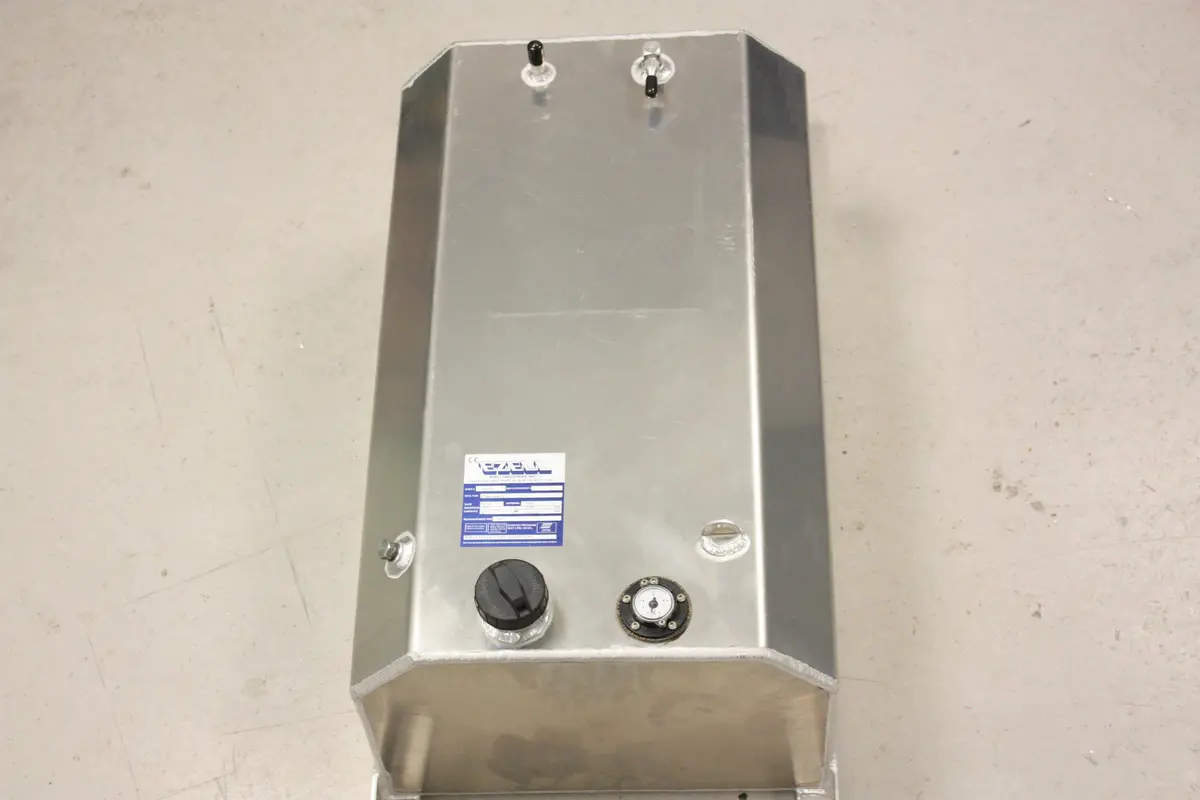 Fuel Tank With Electric Sender (50/40/30 Gallon) 1