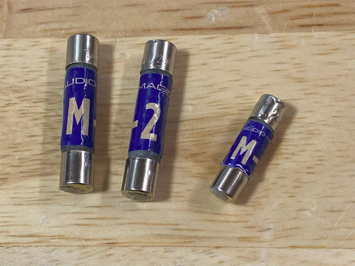 Audio Magic Masterpiece M-2 Beeswax Fuse 1