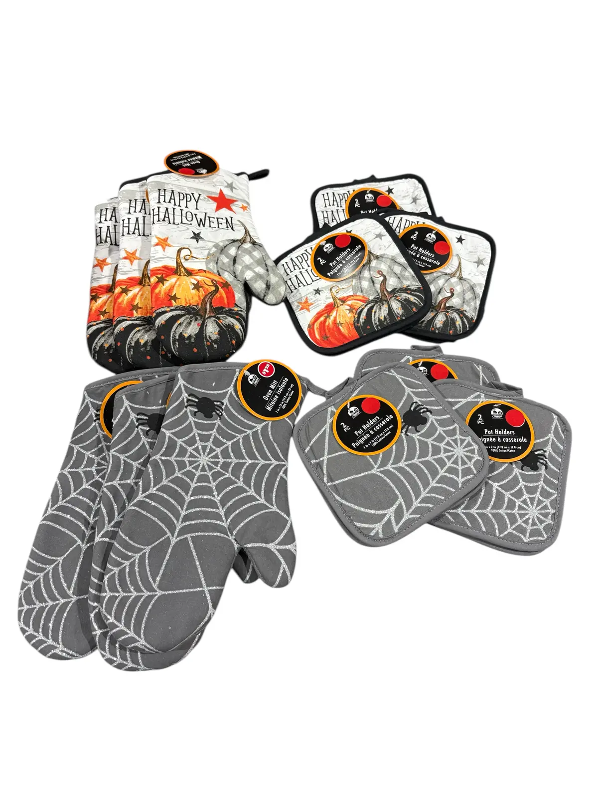 Box Of Halloween Mits And Pot Holders (36 Total Pieces) 1