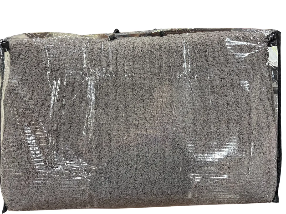 Big Blanket Co., Premier, Plush Blanket, 8'X8', Charcoal 1
