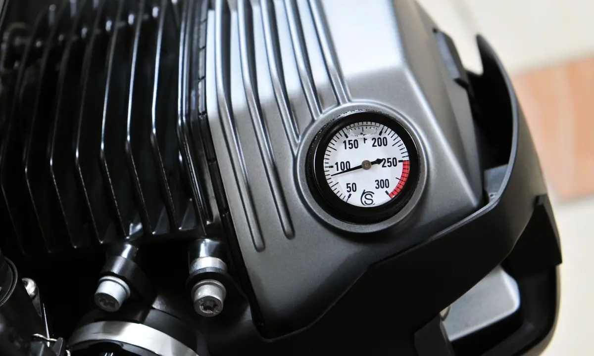 Super Corse Temperature Gauge Oil Fill Cap - Bmw R Nine T 2