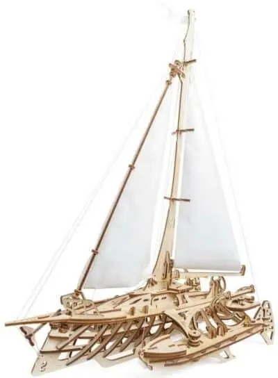 Ugears Trimaran Merihobus 1