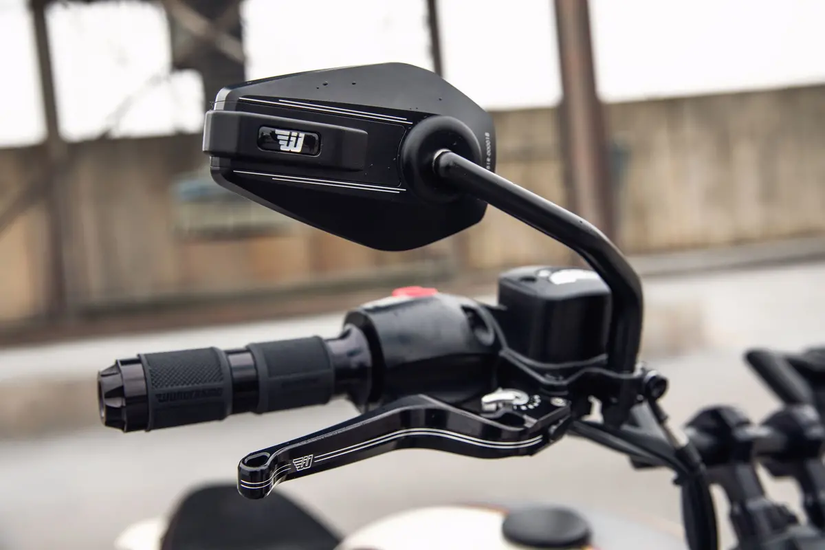 Wunderkind Custom Adjustable Brake And Clutch Levers - Triumph Bobber / Speedmaster / T120 3