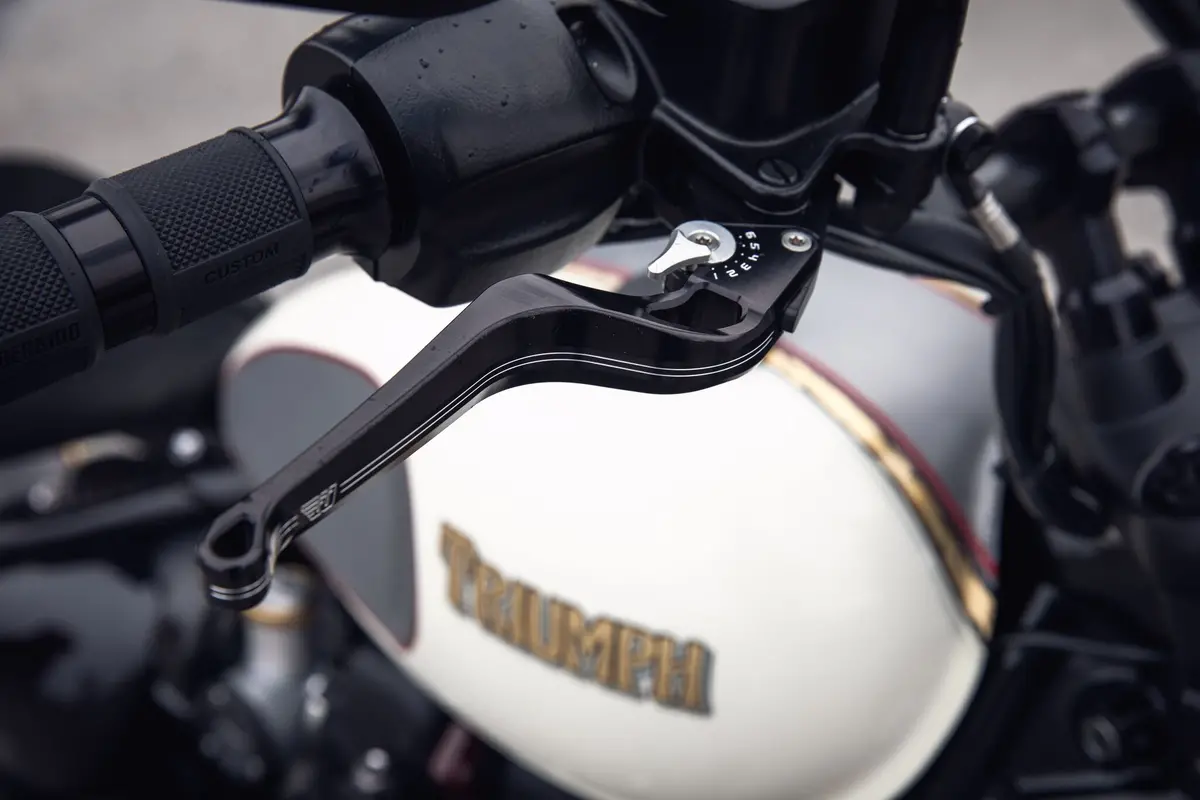 Wunderkind Custom Adjustable Brake And Clutch Levers - Triumph Bobber / Speedmaster / T120 4
