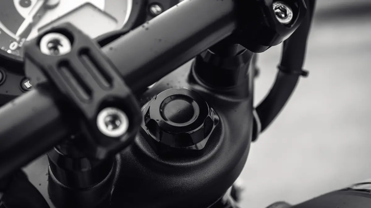 Wunderkind Custom Fork Stem Nut - Triumph Bobber / Speedmaster 1