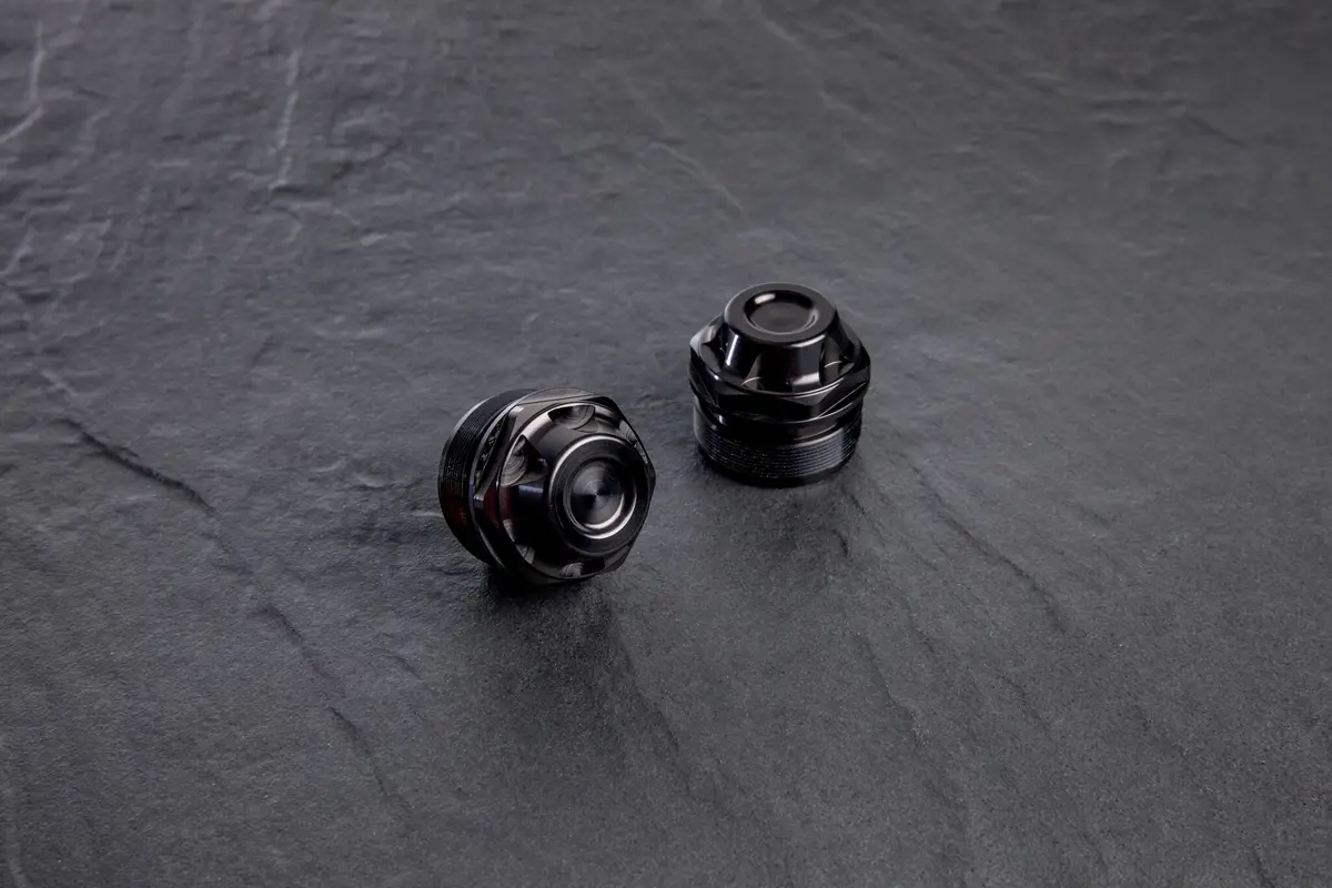 Wunderkind Custom Fork Tube Caps - Triumph Bobber Black - 47Mm 2