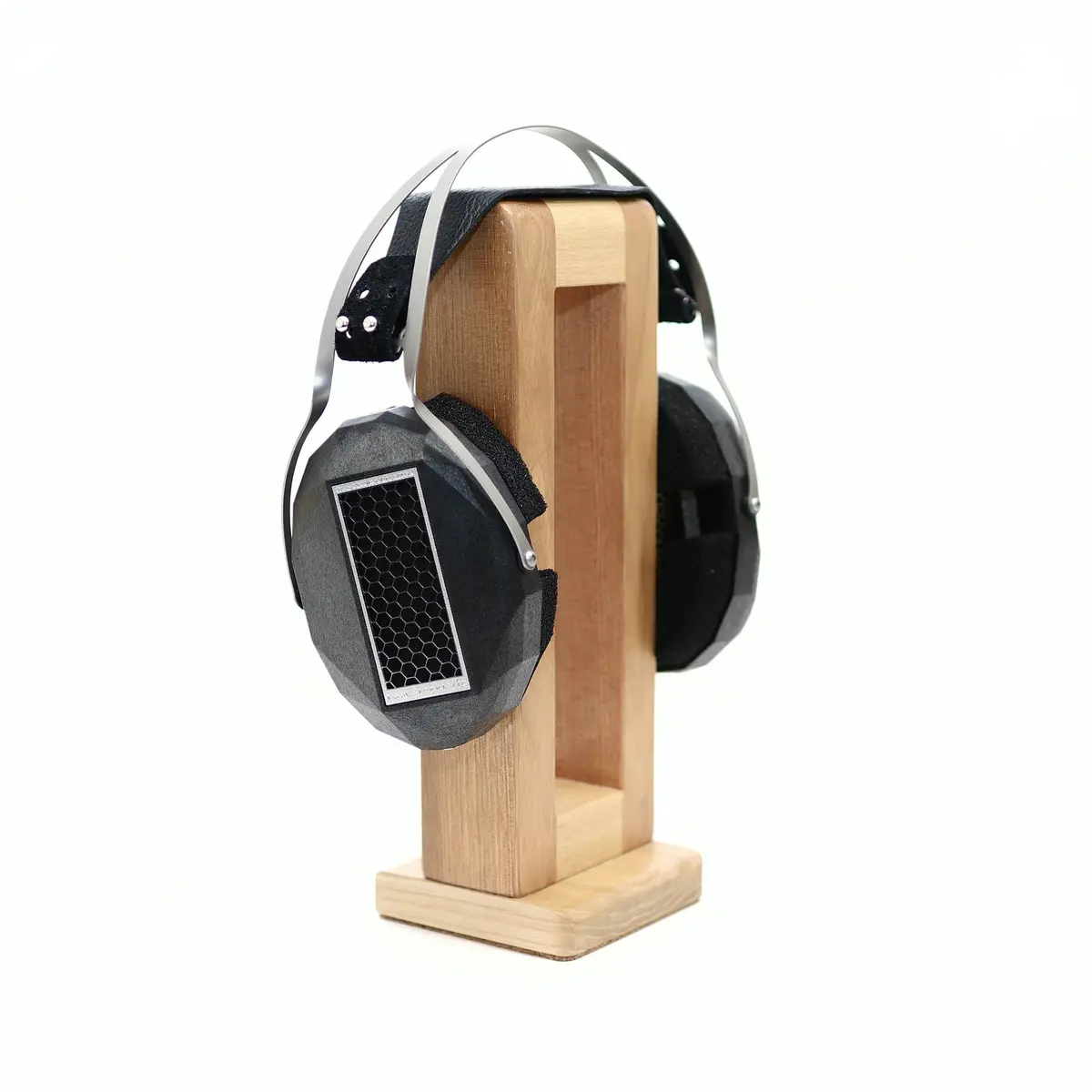 Raal-Requisite Ca-1A Circum-Aural Ribbon Headphone 1