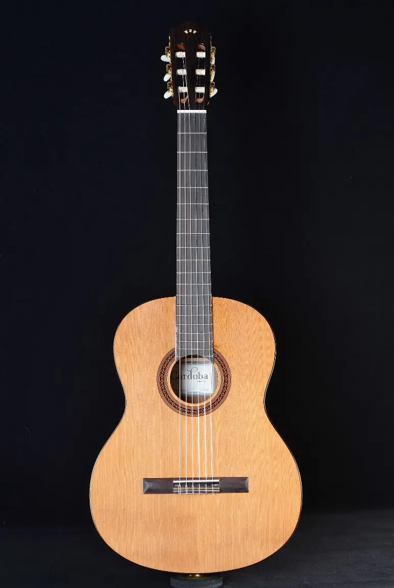 Cordoba Iberia Series C5 Cedar 1