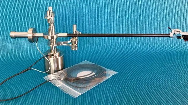Integrityhifi Tru-Glider Pendulum Tonearm 1