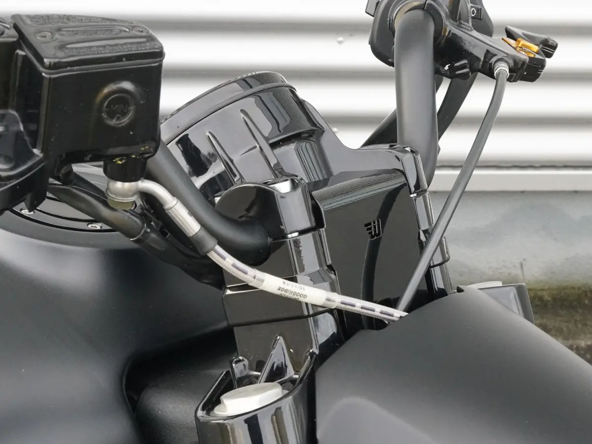 Wunderkind 30Mm Handlebar Riser Kit / Cable Cover - Indian Scout Bobber 2