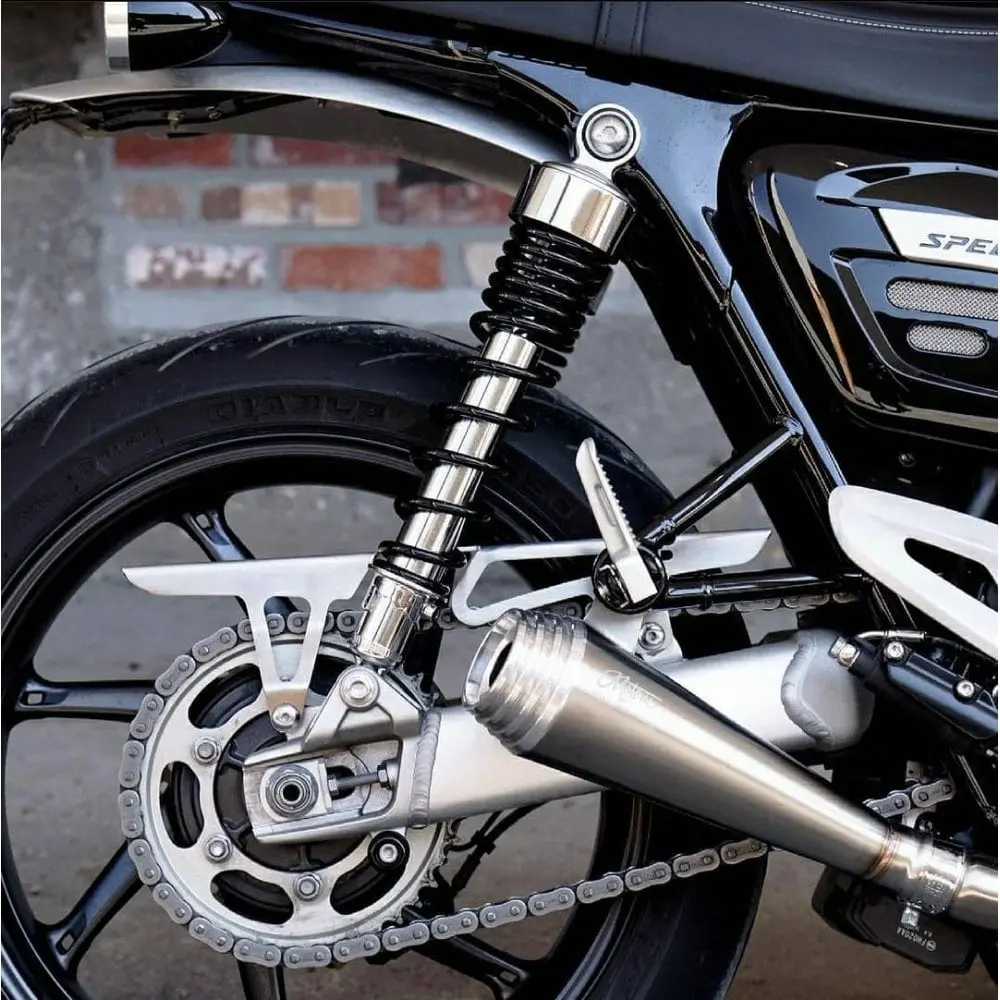 Motone Gladius - Speed Twin/Thruxton Chain Guard - Brushed Or Black Finish 2