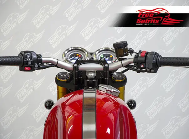 Triple Clamp With Fat Bar Risers - Triumph Thruxton R & Rs 2