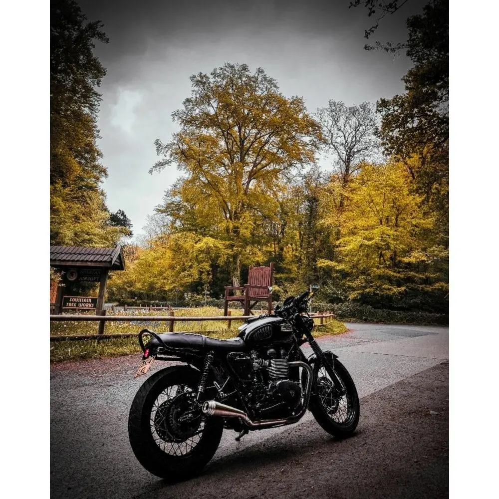 Motone Saturn Exhaust - Polished - 2001-2015 Triumph Bonneville T100 2